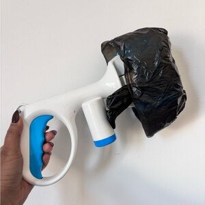 Blue and White Doggy Pooper Scooper (never been used)